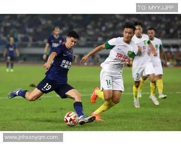 沧州雄狮迎战强敌全力拼搏 目标冲击顶级联赛荣耀 沧州雄狮迎战强敌全力拼搏 目标冲击顶级联赛荣耀