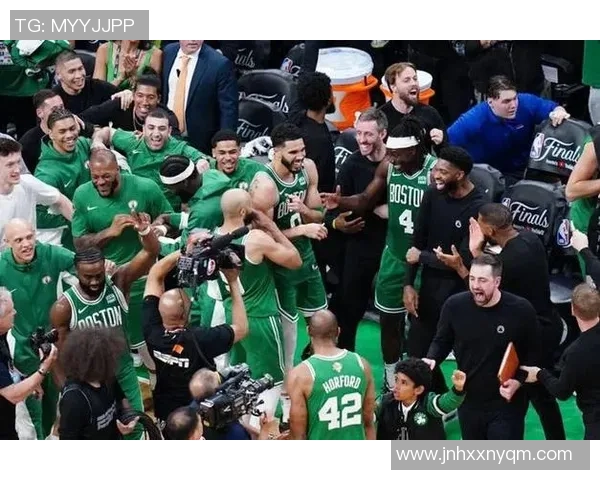 波士顿凯尔特人队重返荣耀之路:探寻球队崛起与未来发展潜力 波士顿凯尔特人队重返荣耀之路:探寻球队崛起与未来发展潜力