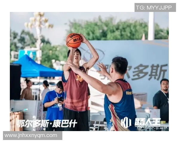 篮球赛场上的巅峰对决：从技术流到策略布局深度解析球员如何在高强度对抗中脱颖而出