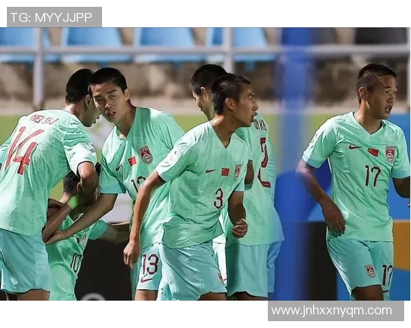 蒿俊闵：从足坛新星到国家队核心的成长与历程解析